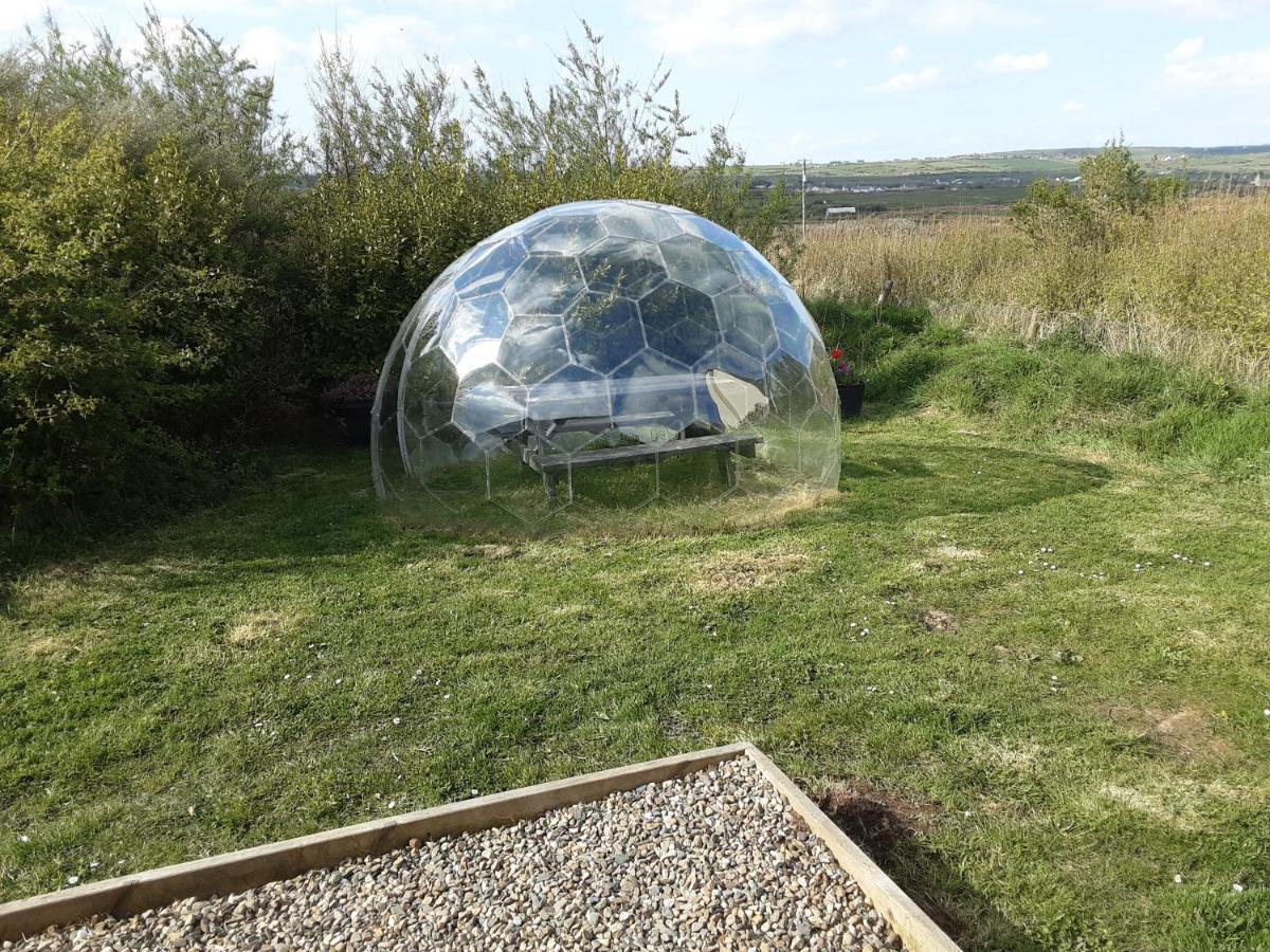 The Rainbow Pod Vila Milltown Malbay Exterior foto